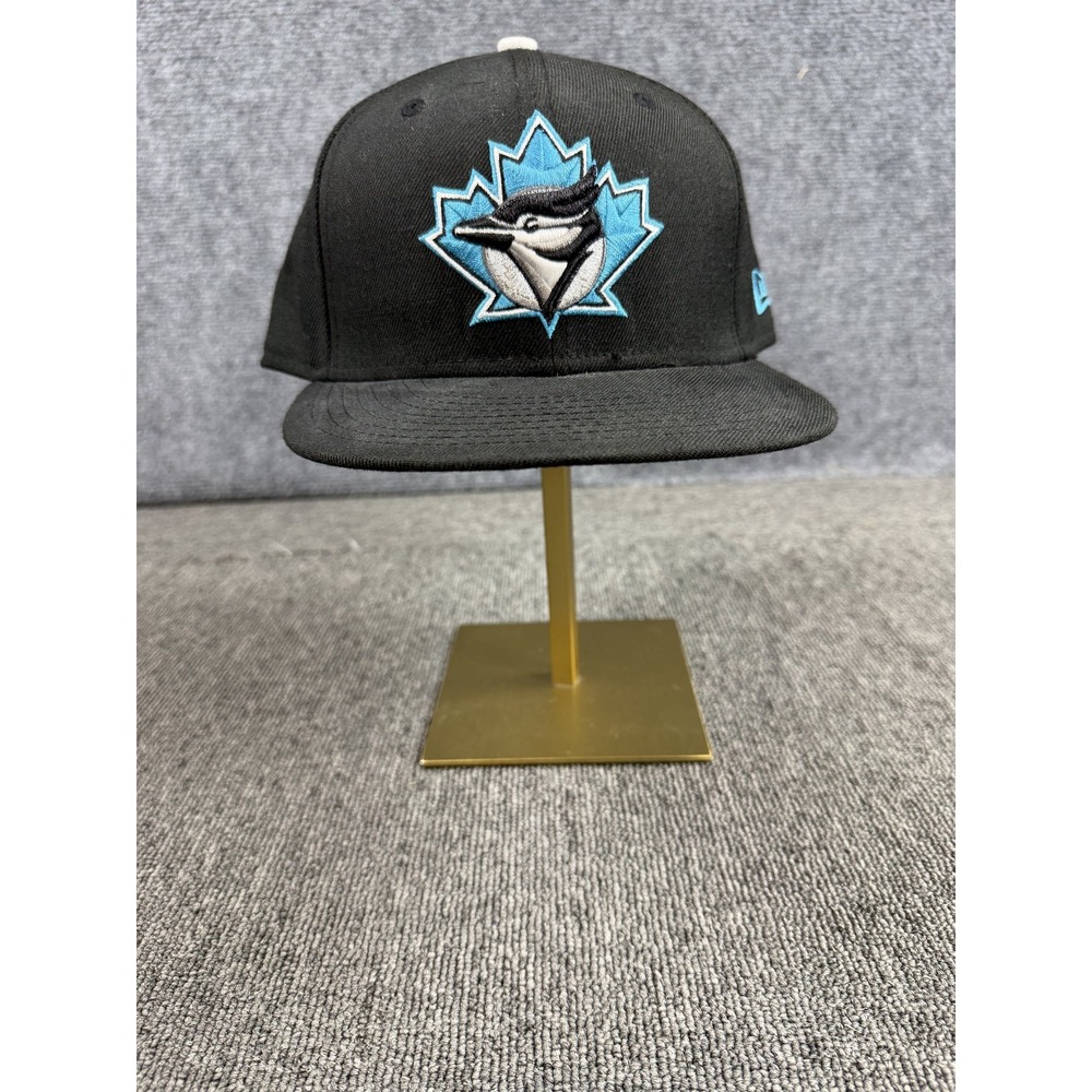 Toronto Blue Jays Hat Cap Fitted Mens 7 3/8 Black MLB Baseball New Era Crest